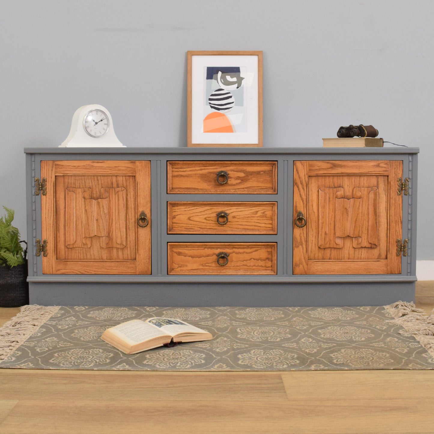 Low Sideboard / TV Unit