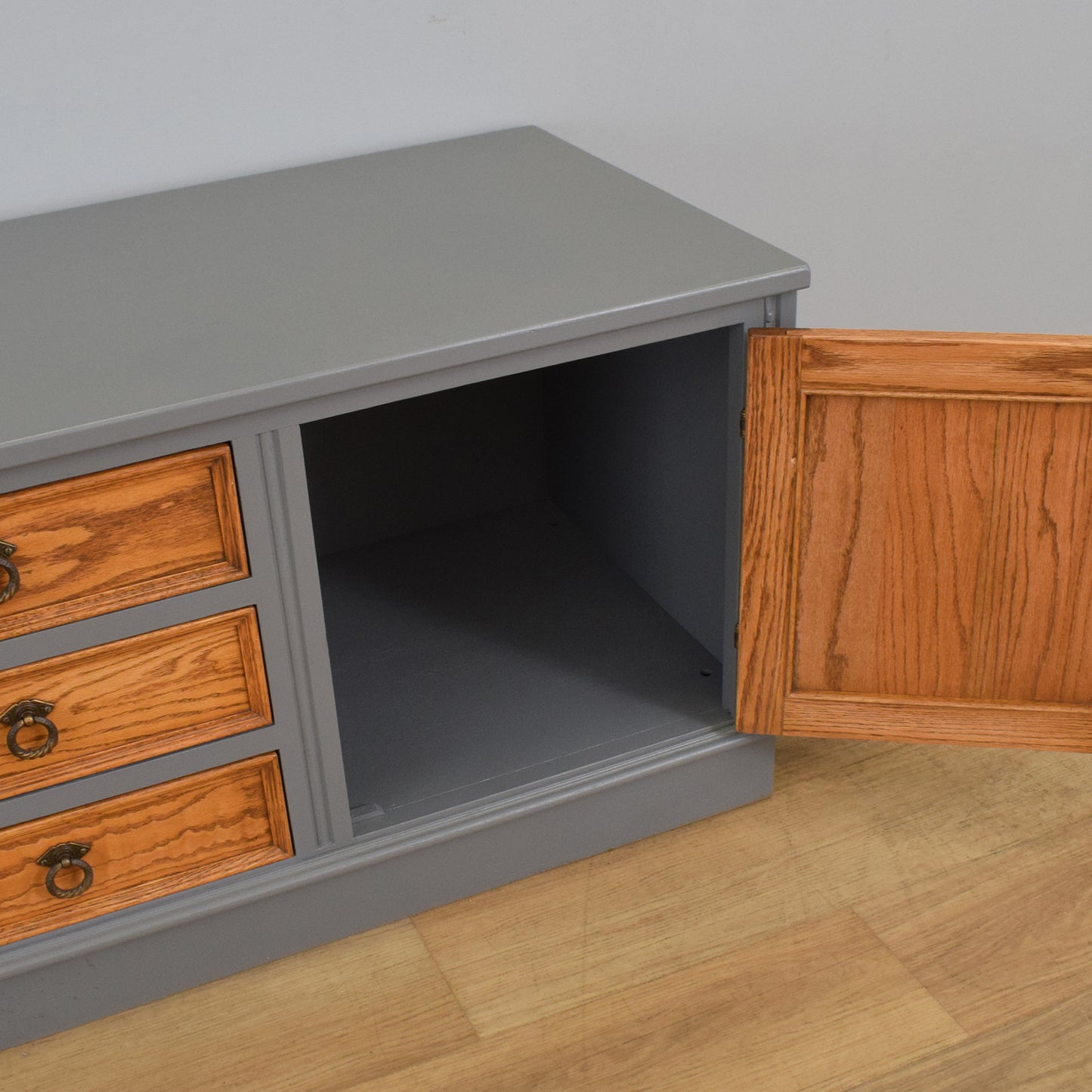 Low Sideboard / TV Unit