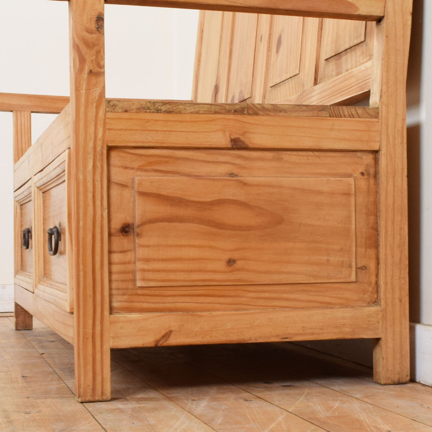 Restored Pine Settle