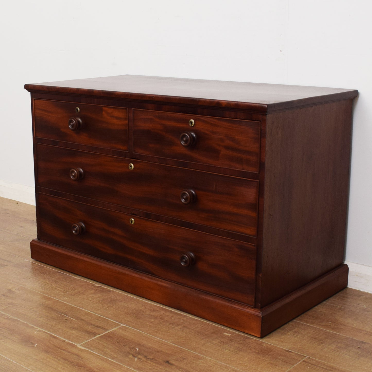 Victorian Mahogany Chest Of Drawers