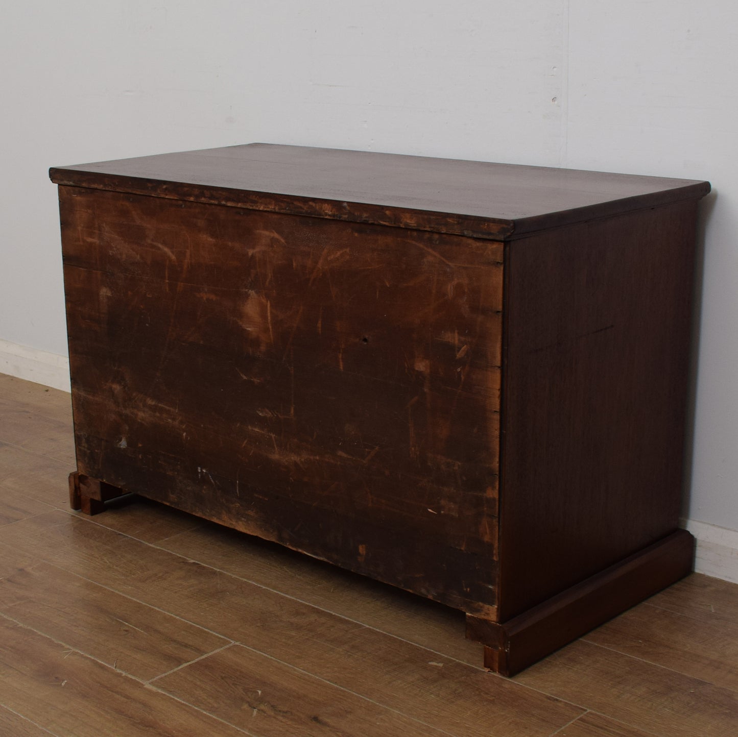 Victorian Mahogany Chest Of Drawers