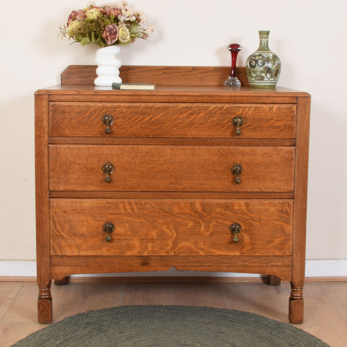 Oak Chest of Drawers