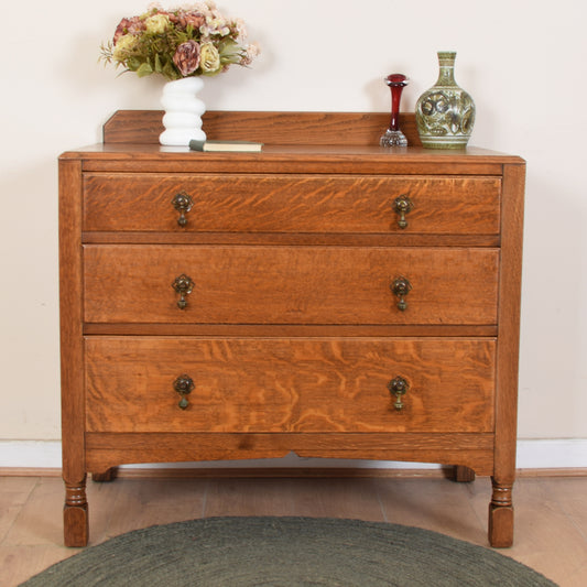 Oak Chest of Drawers