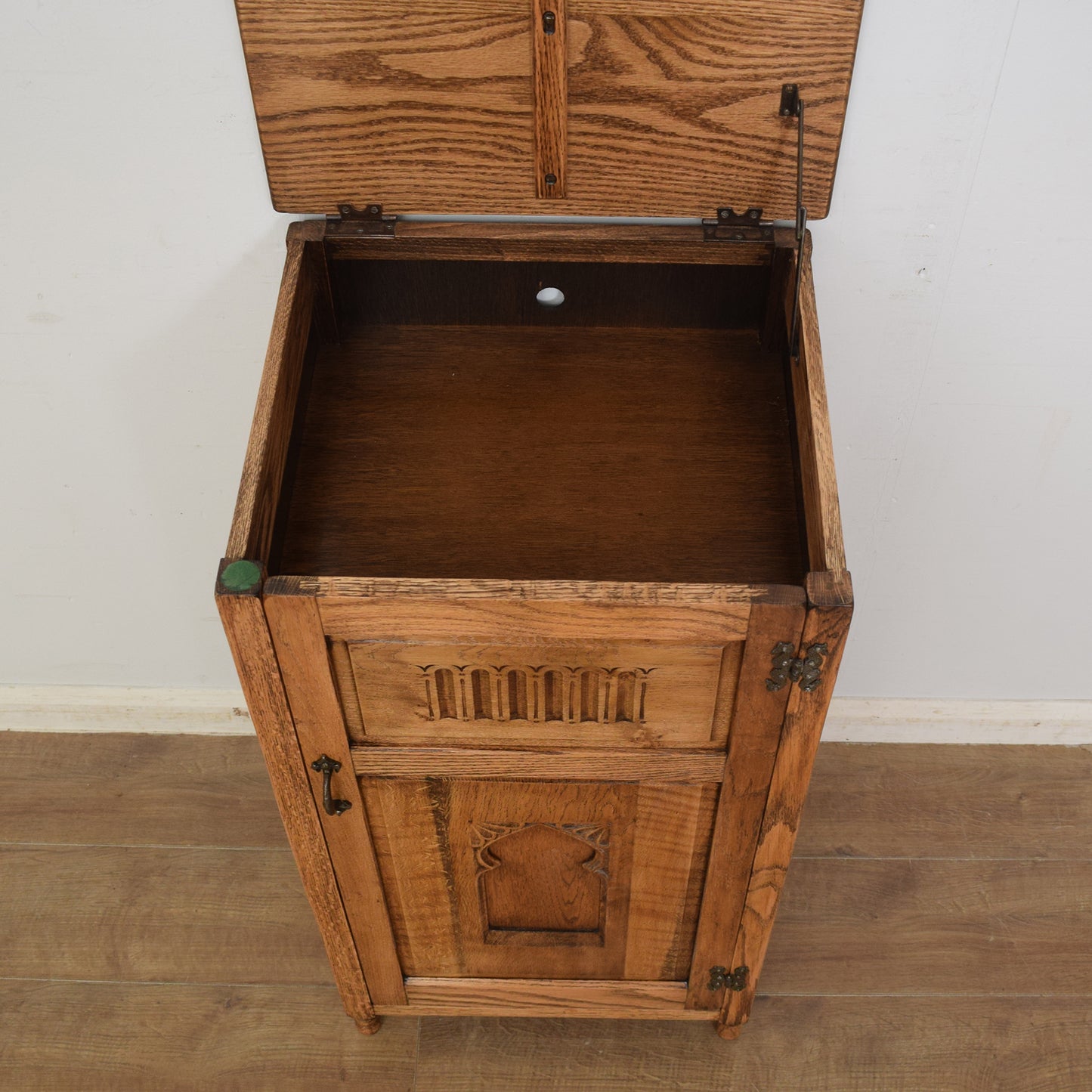 Webber Hi-Fi Cabinet