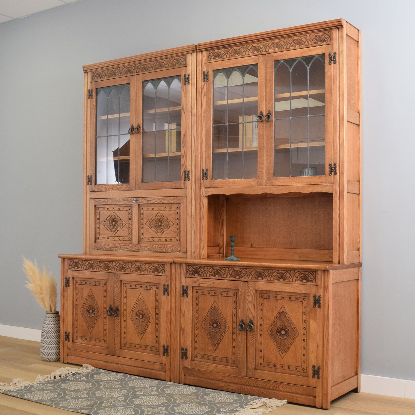 Large Oak Display Unit