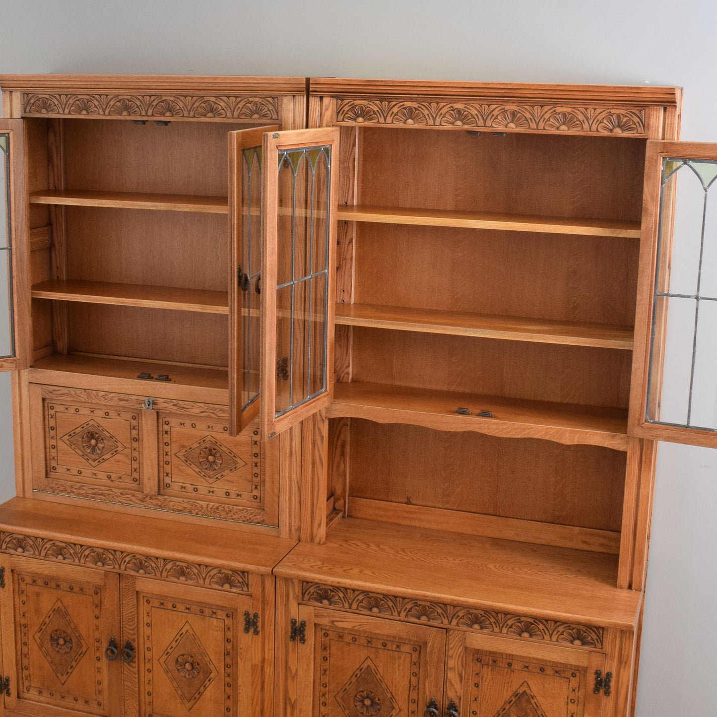 Large Oak Display Unit