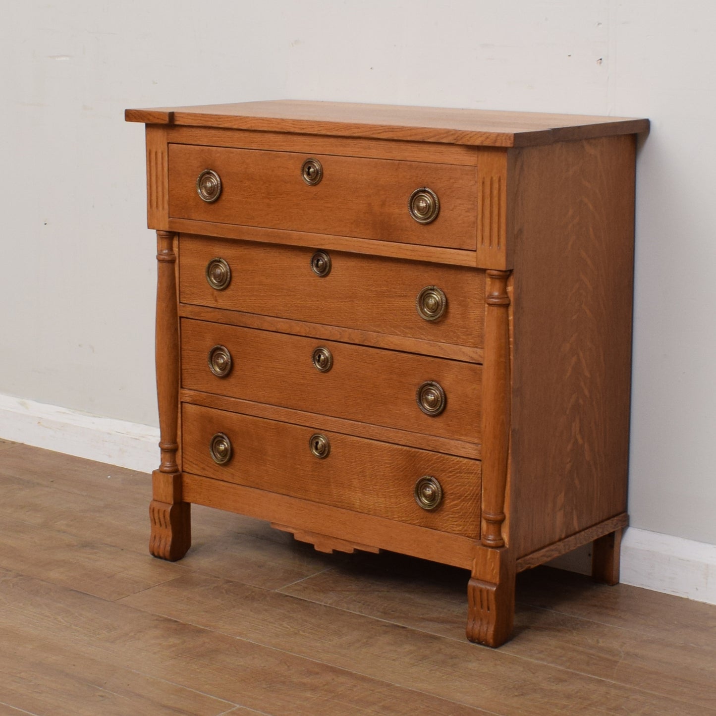 Vintage Oak Chest Of Dawers