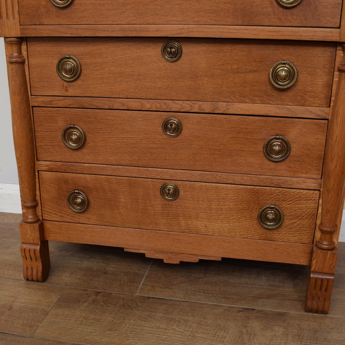 Vintage Oak Chest Of Dawers