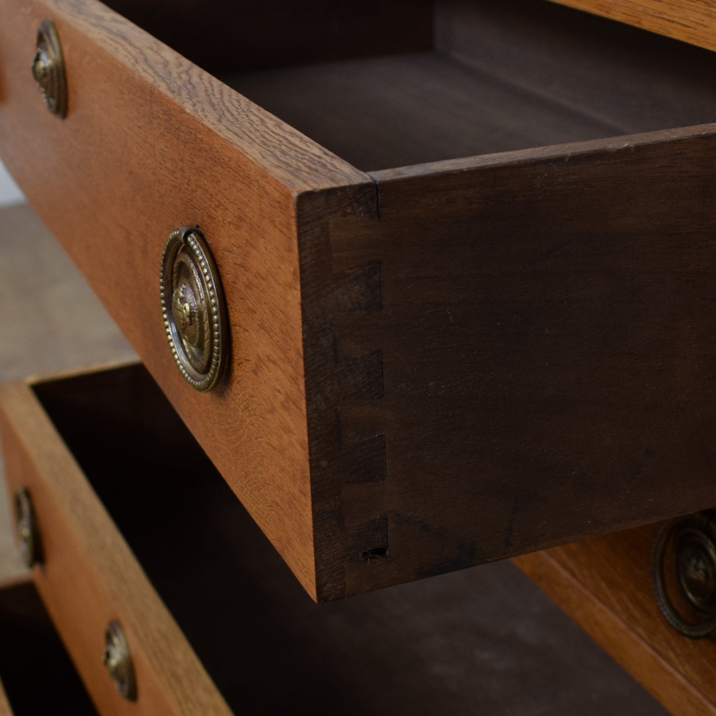 Vintage Oak Chest Of Dawers