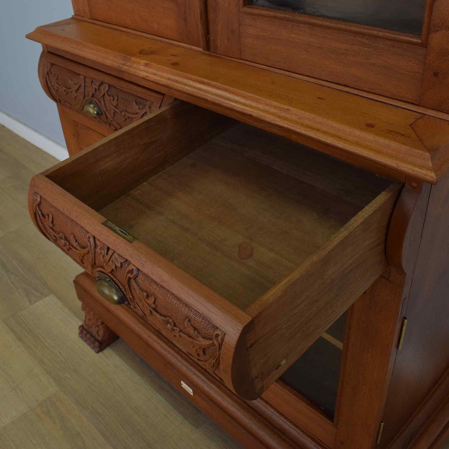 Mahogany Glazed Dresser