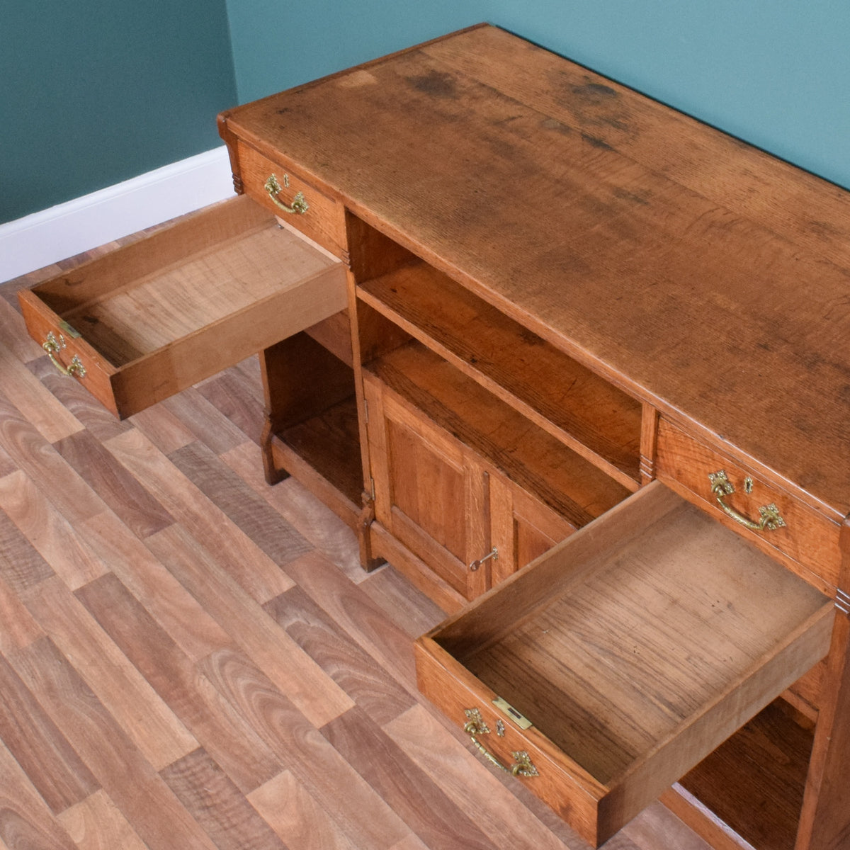 Sideboard
