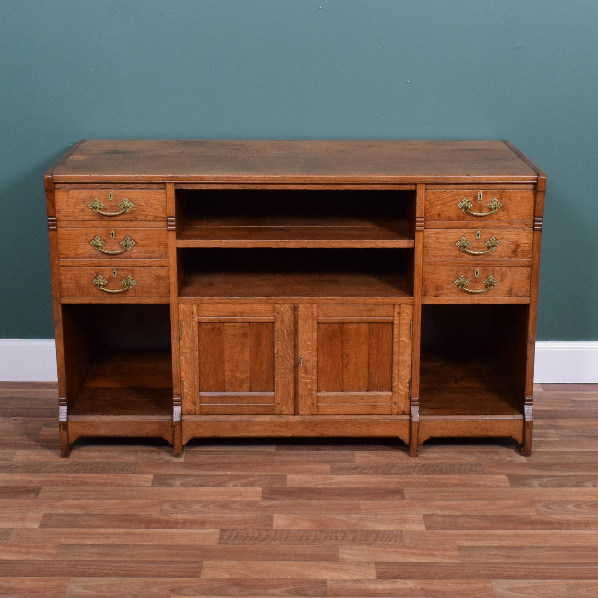 Sideboard
