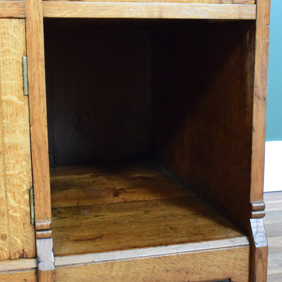 Sideboard