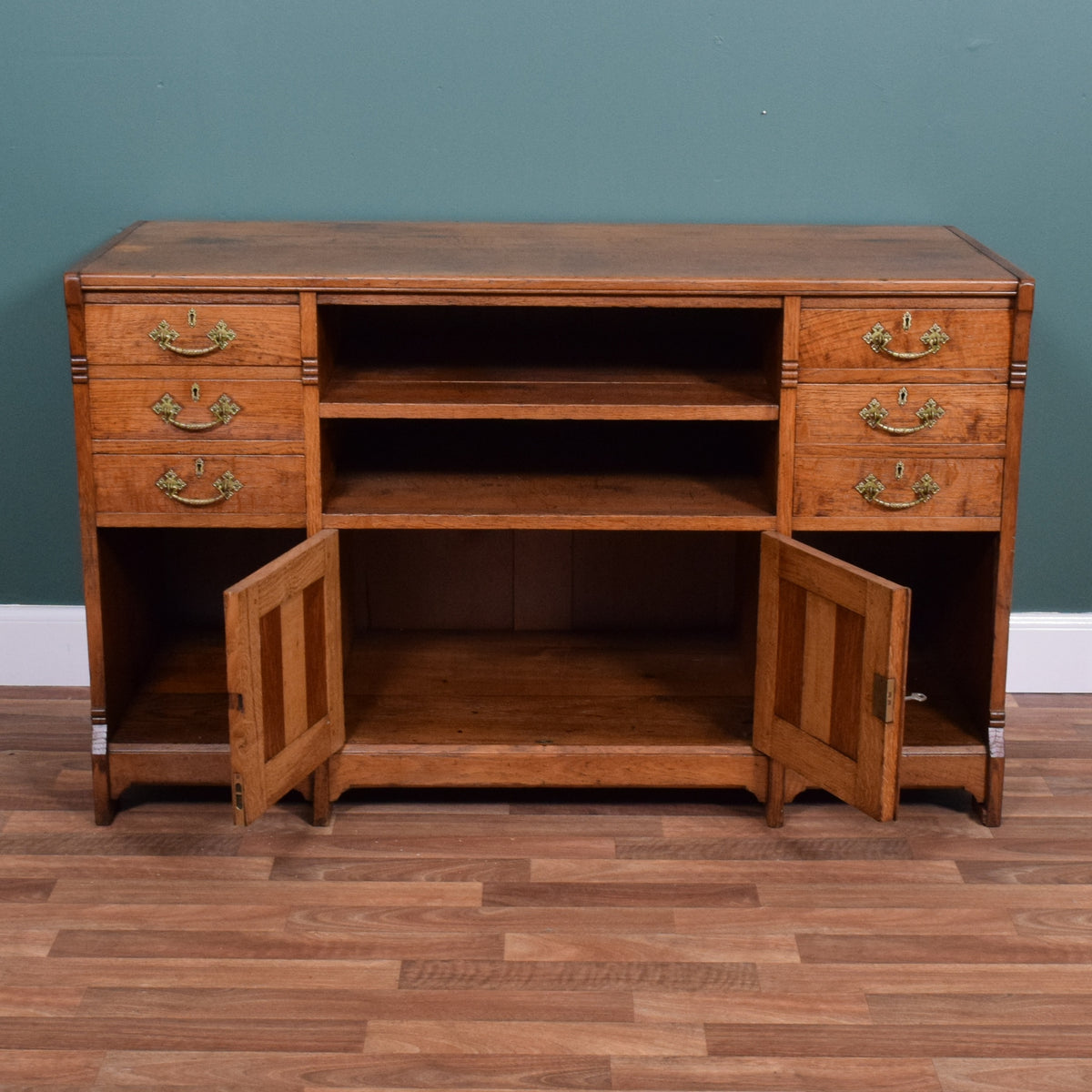Sideboard