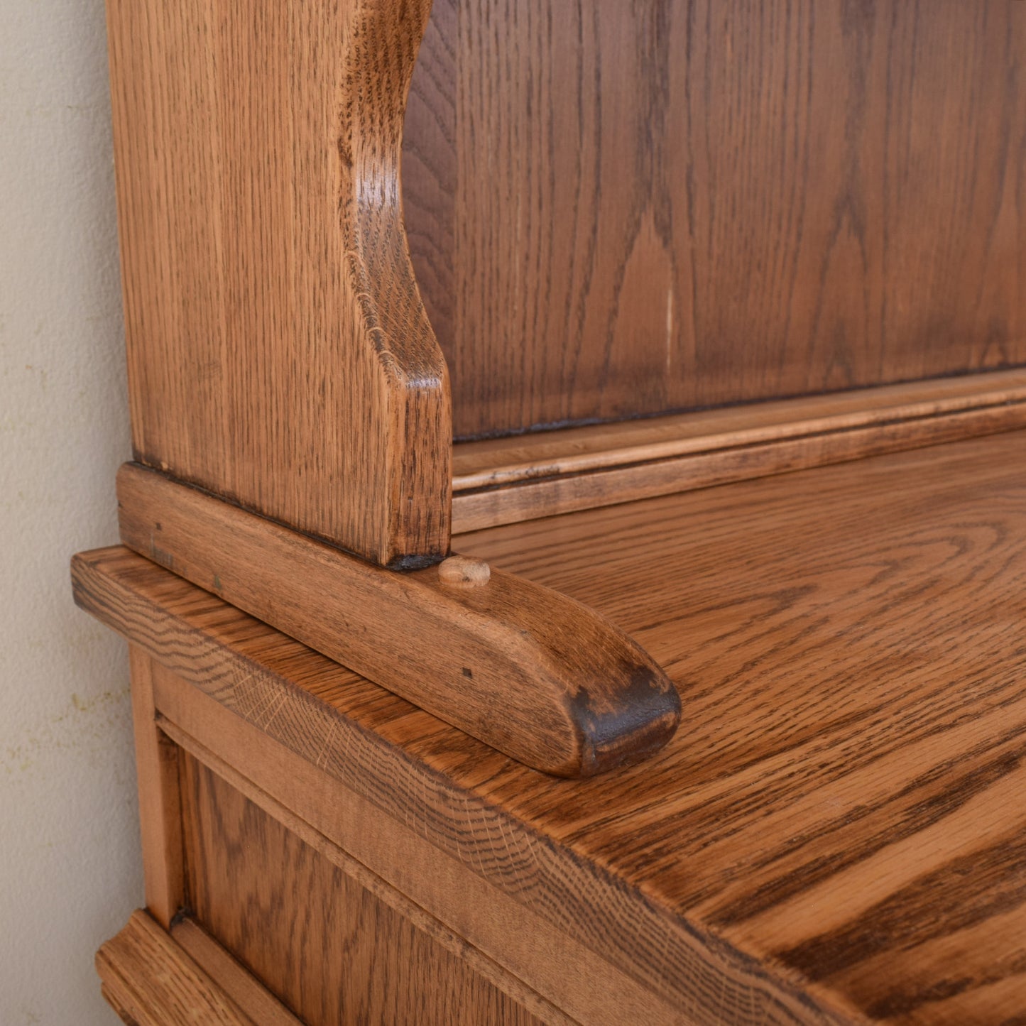 Old Charm Dresser