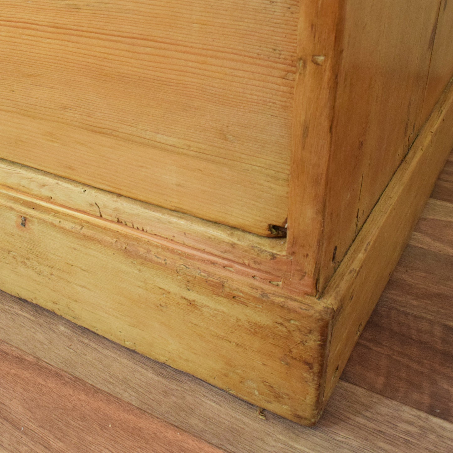 Rustic Pine Linen Press