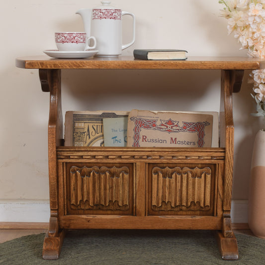 Old Charm Magazine Rack