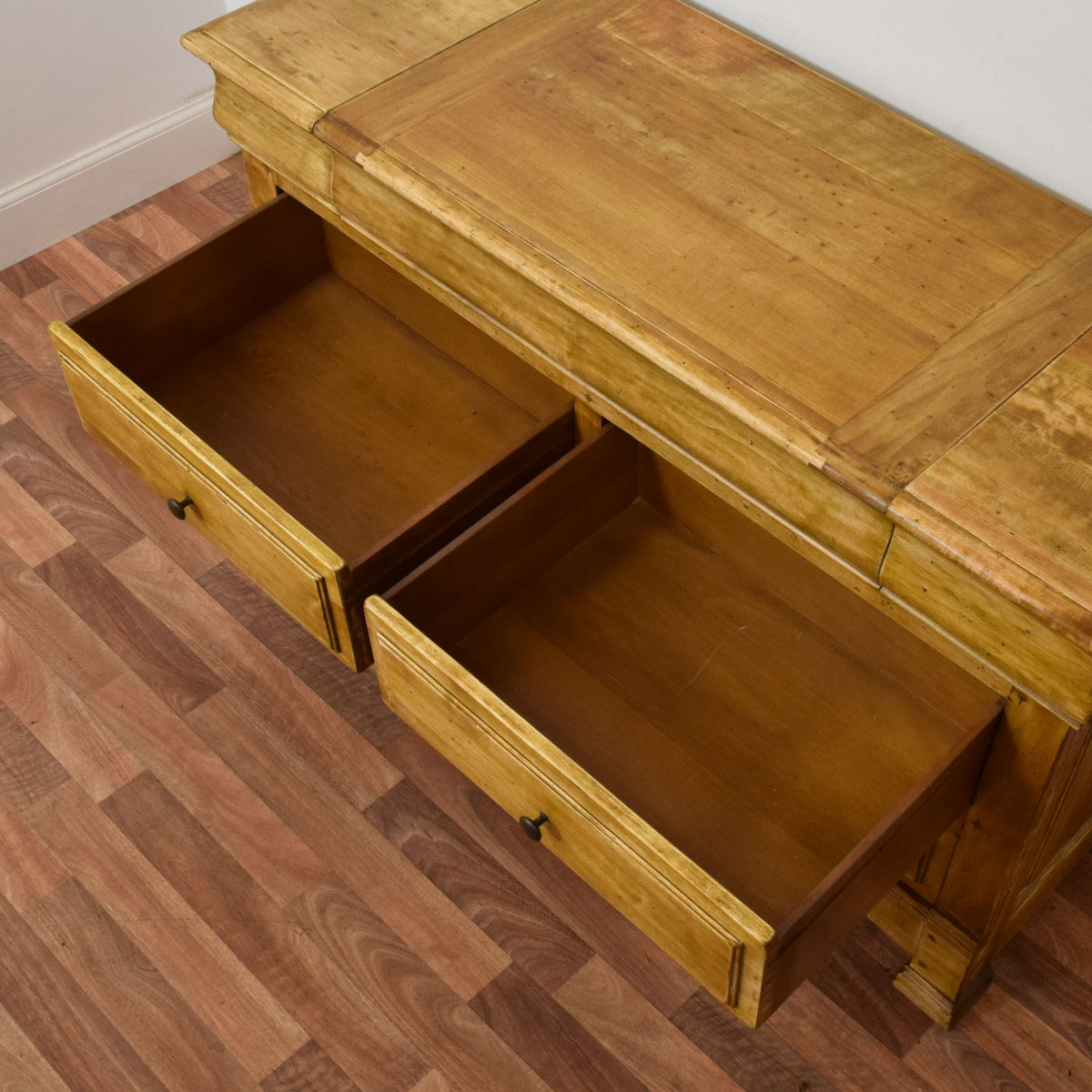 Rustic Satinwood Dressing Chest