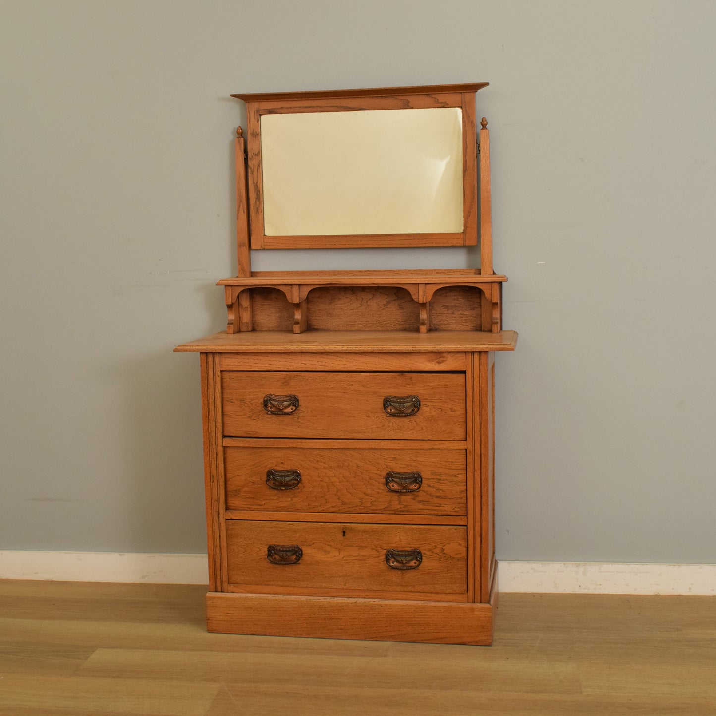 Edwardian Oak Vanity Chest