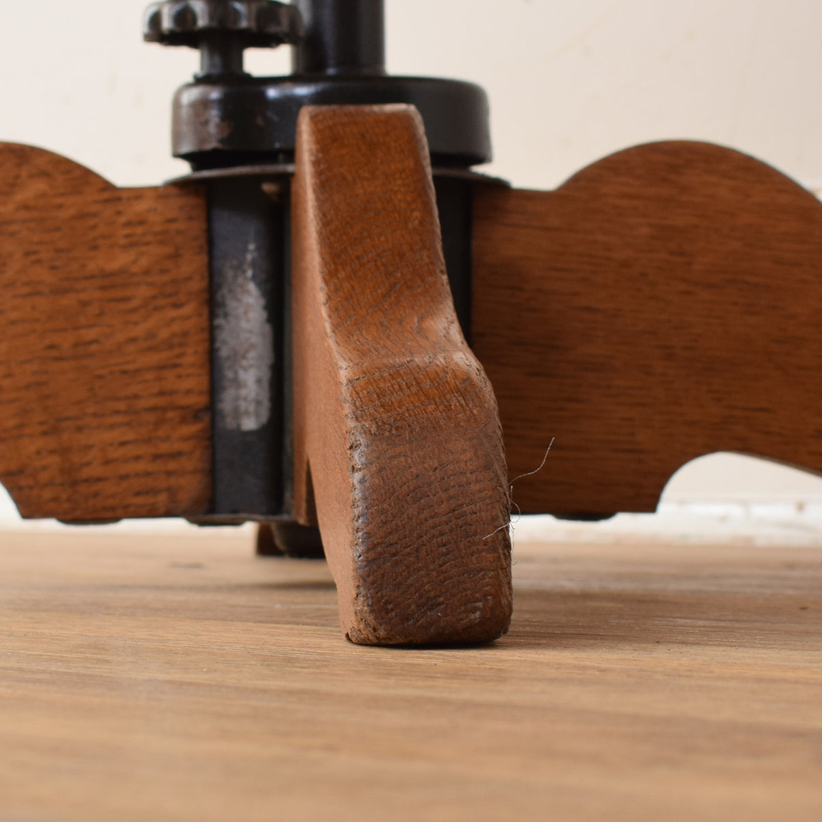 Oak Captain's Chair
