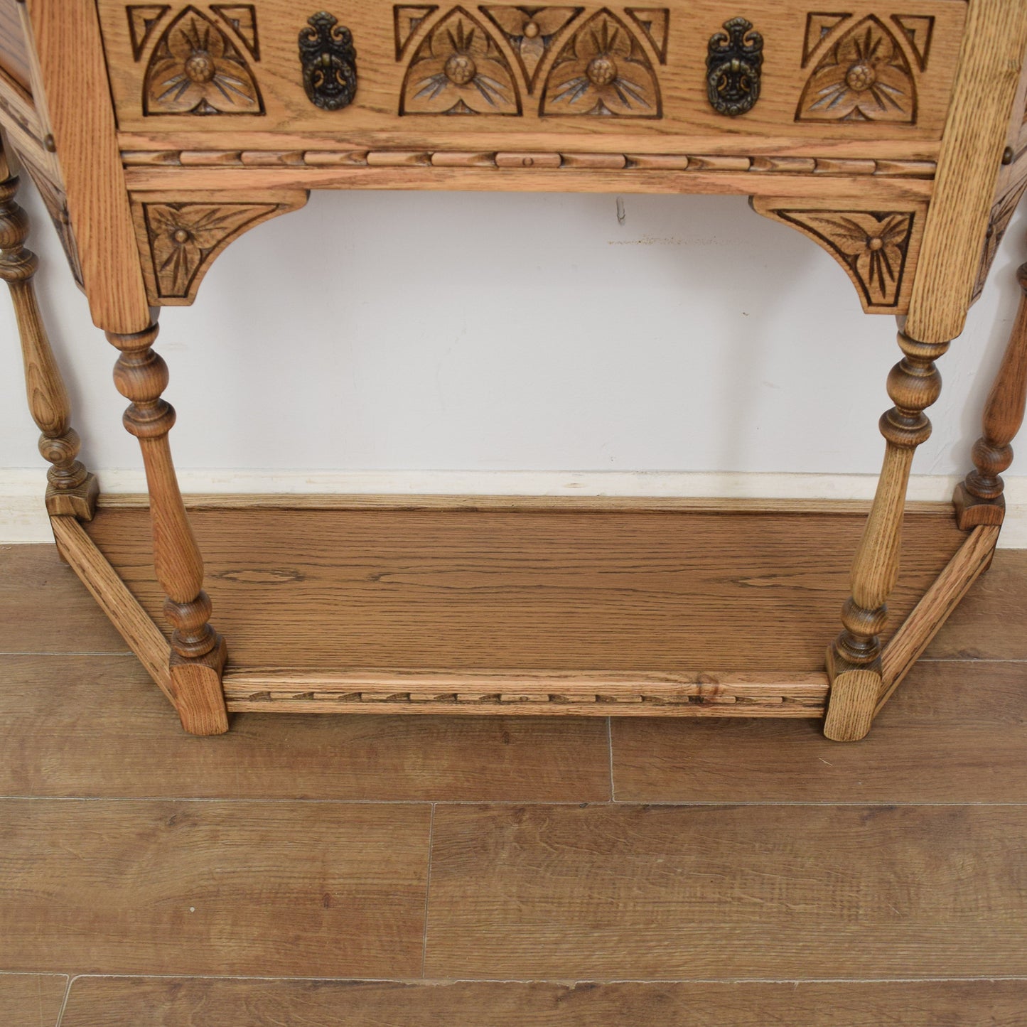 Old Charm Console Table