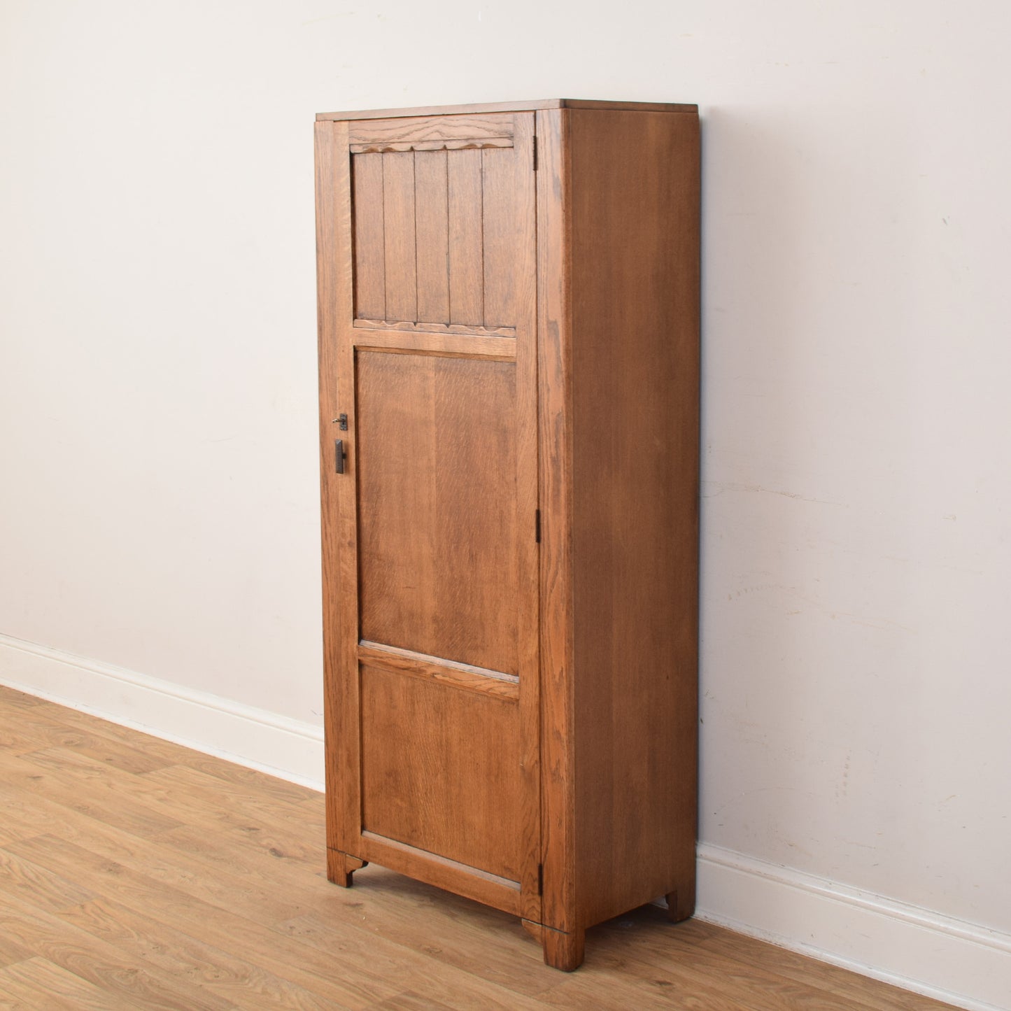 Oak Hallrobe