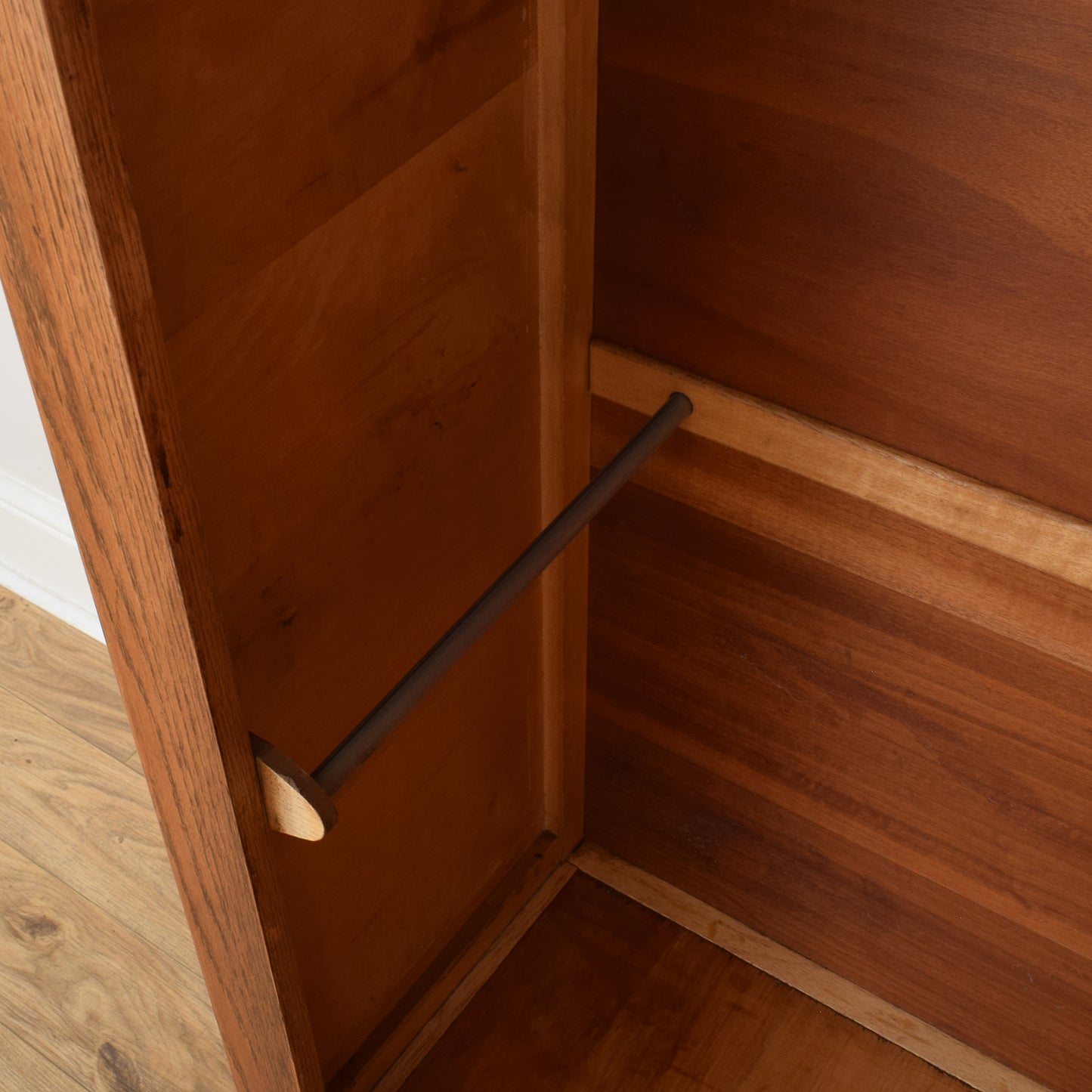Oak Hallrobe