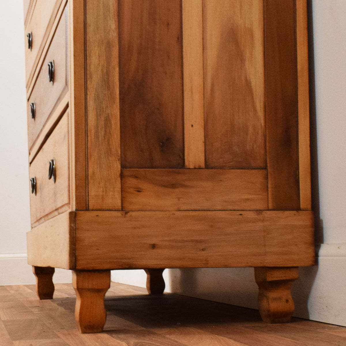 Sheesham Dressing Chest