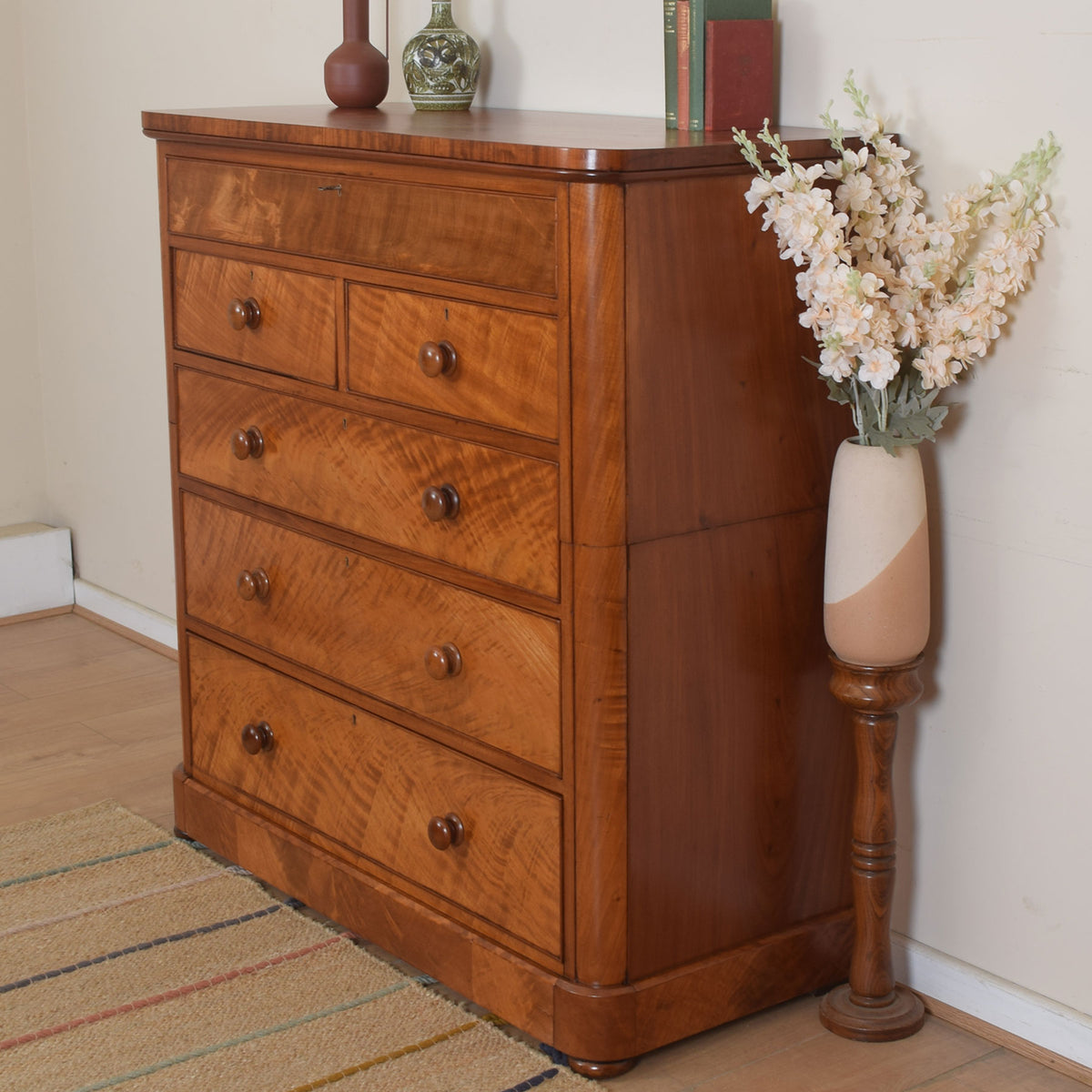 Mahogany Chest Of Drawers