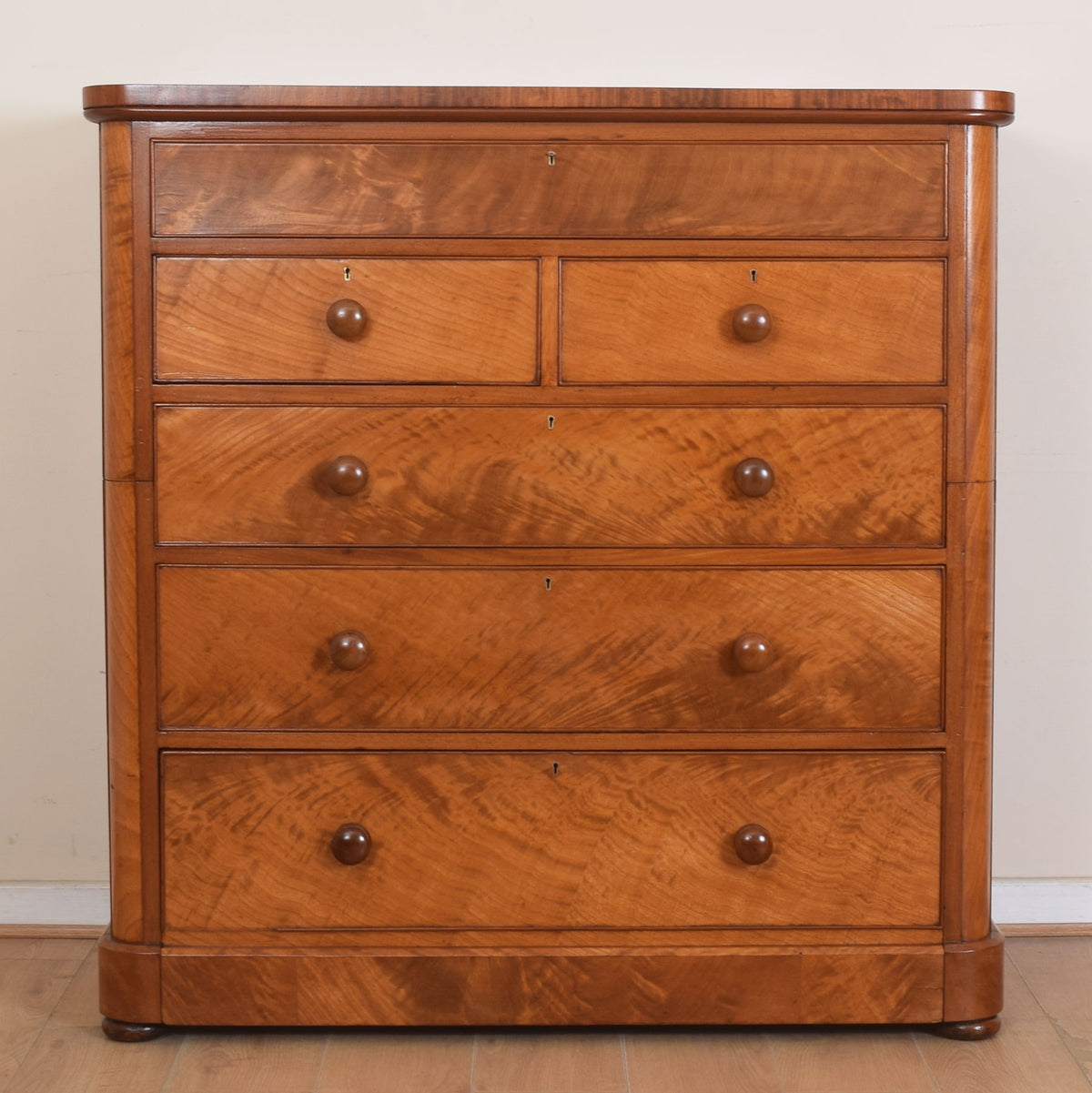 Mahogany Chest Of Drawers