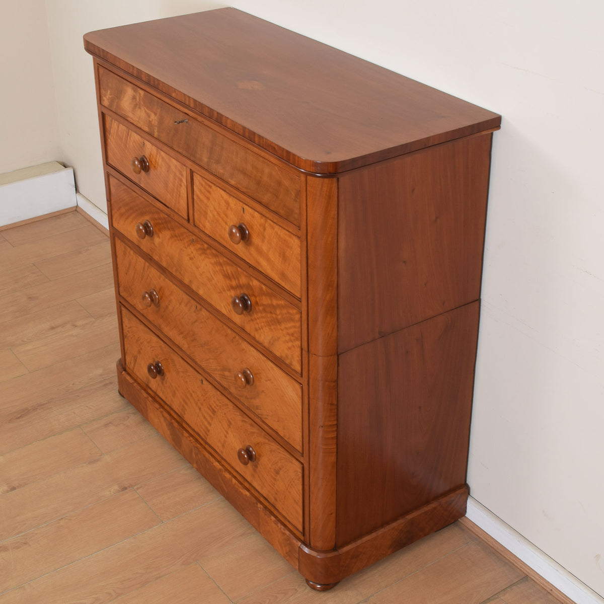 Mahogany Chest Of Drawers