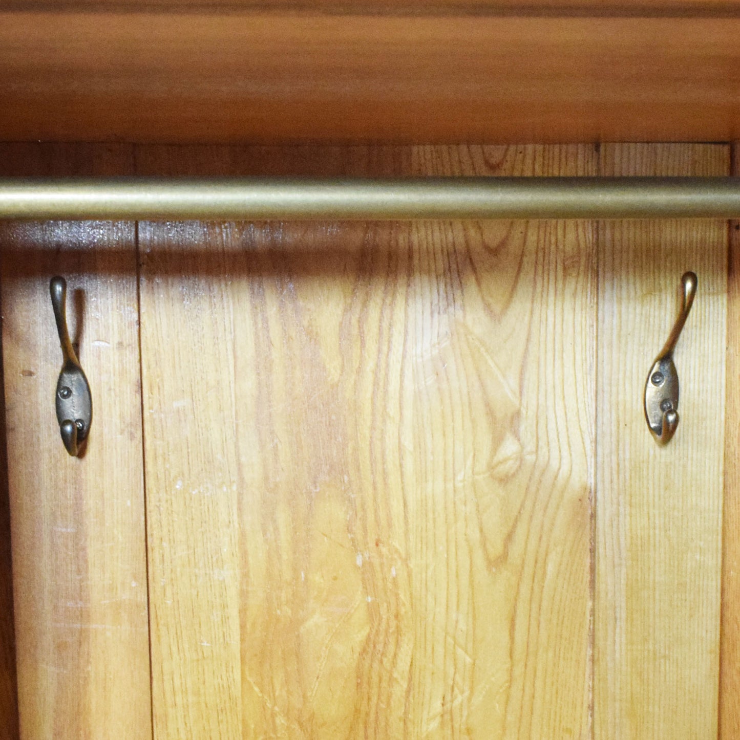 Mirrored Oak Hallrobe