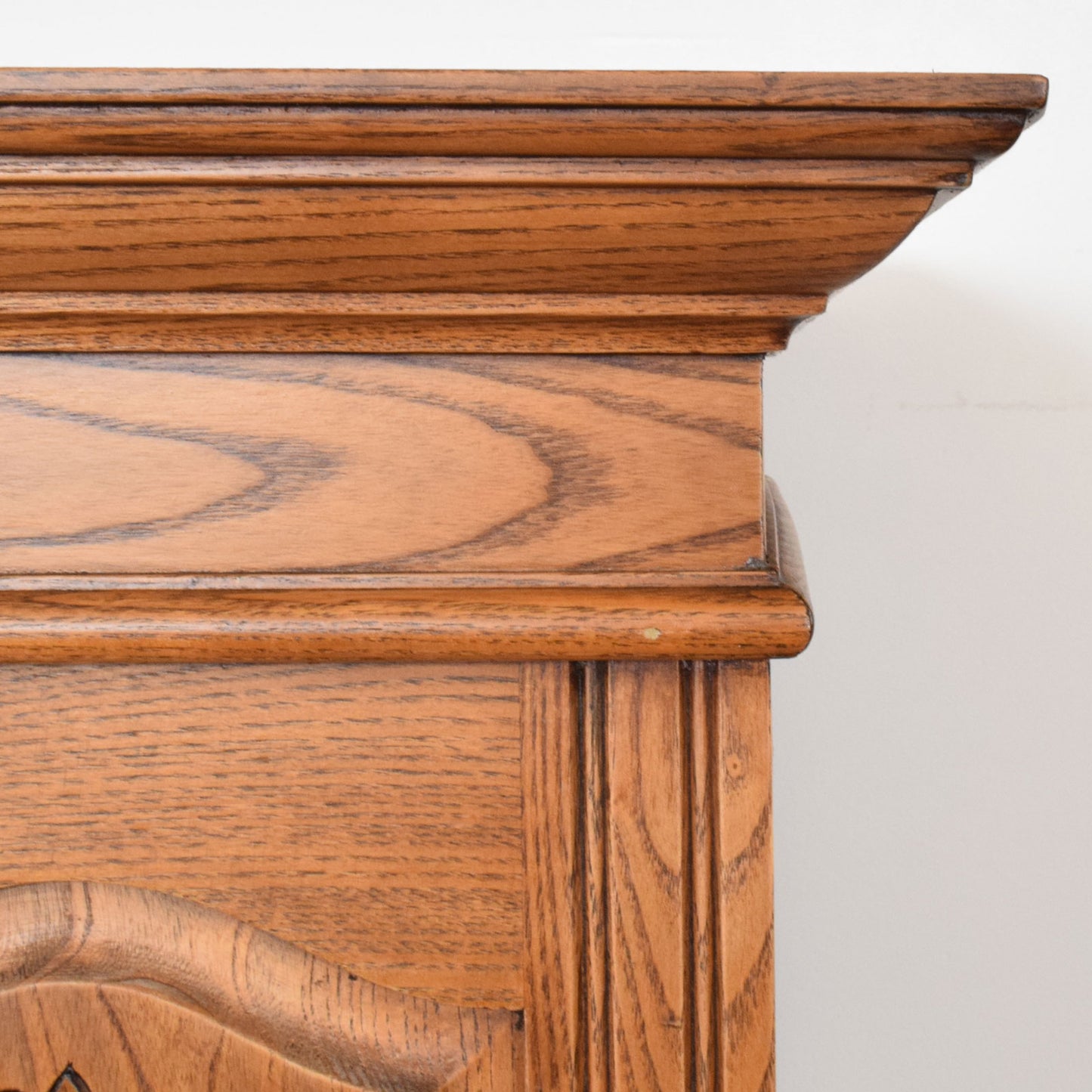 Mirrored Oak Hallrobe