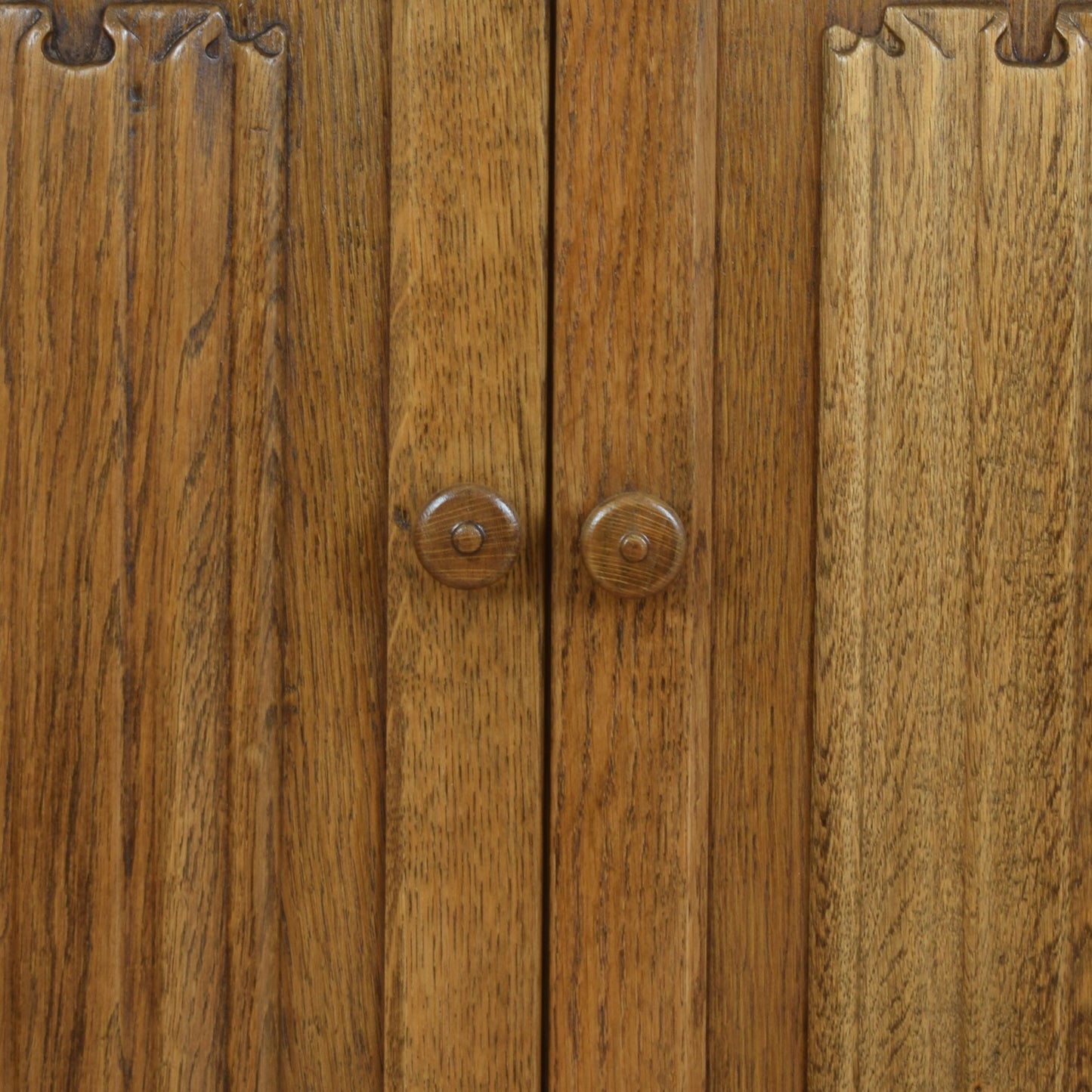 Linenfold Sideboard