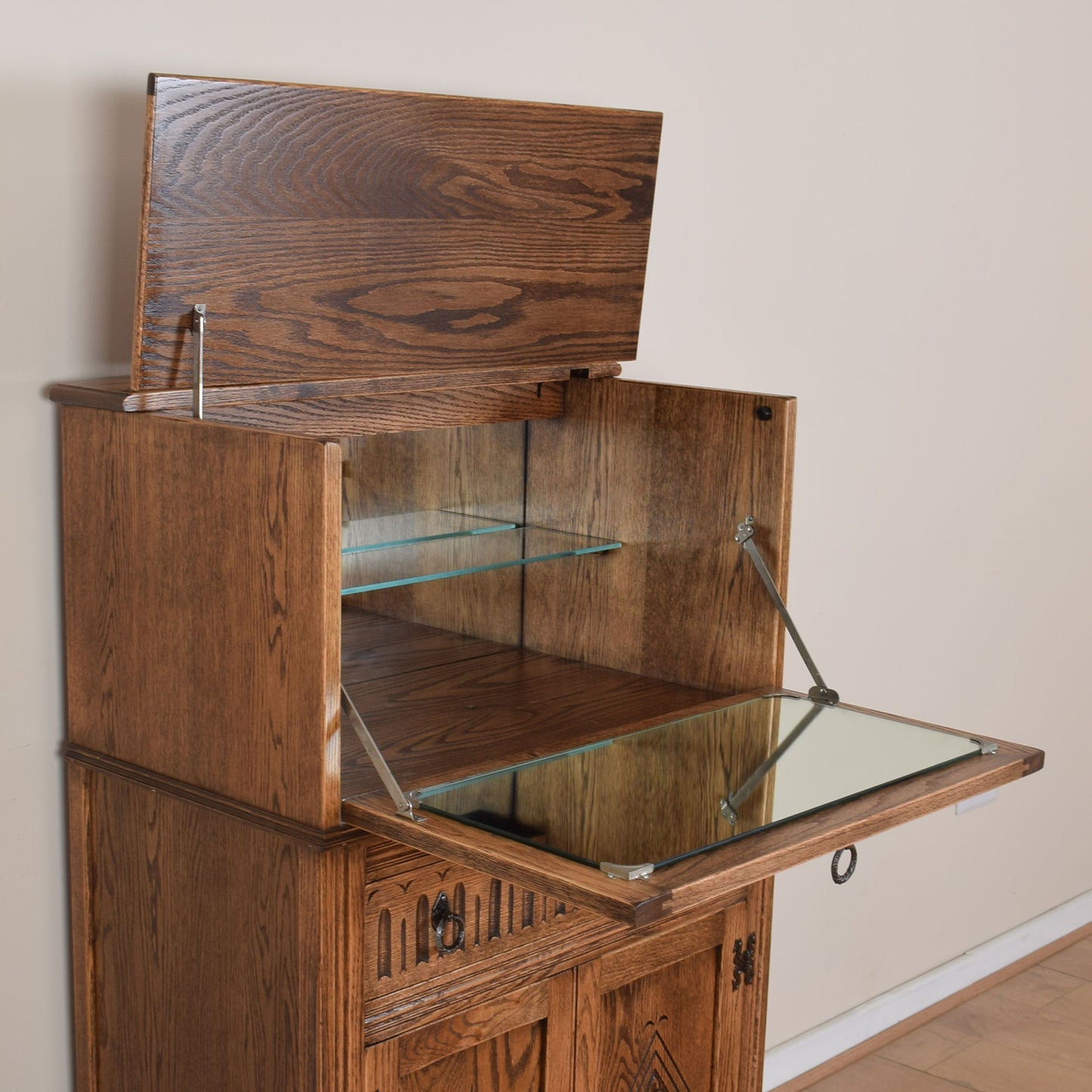 Jaycee Oak Drinks Cabinet