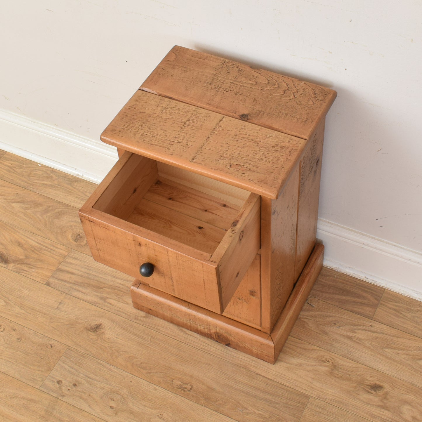 Pine Bedside