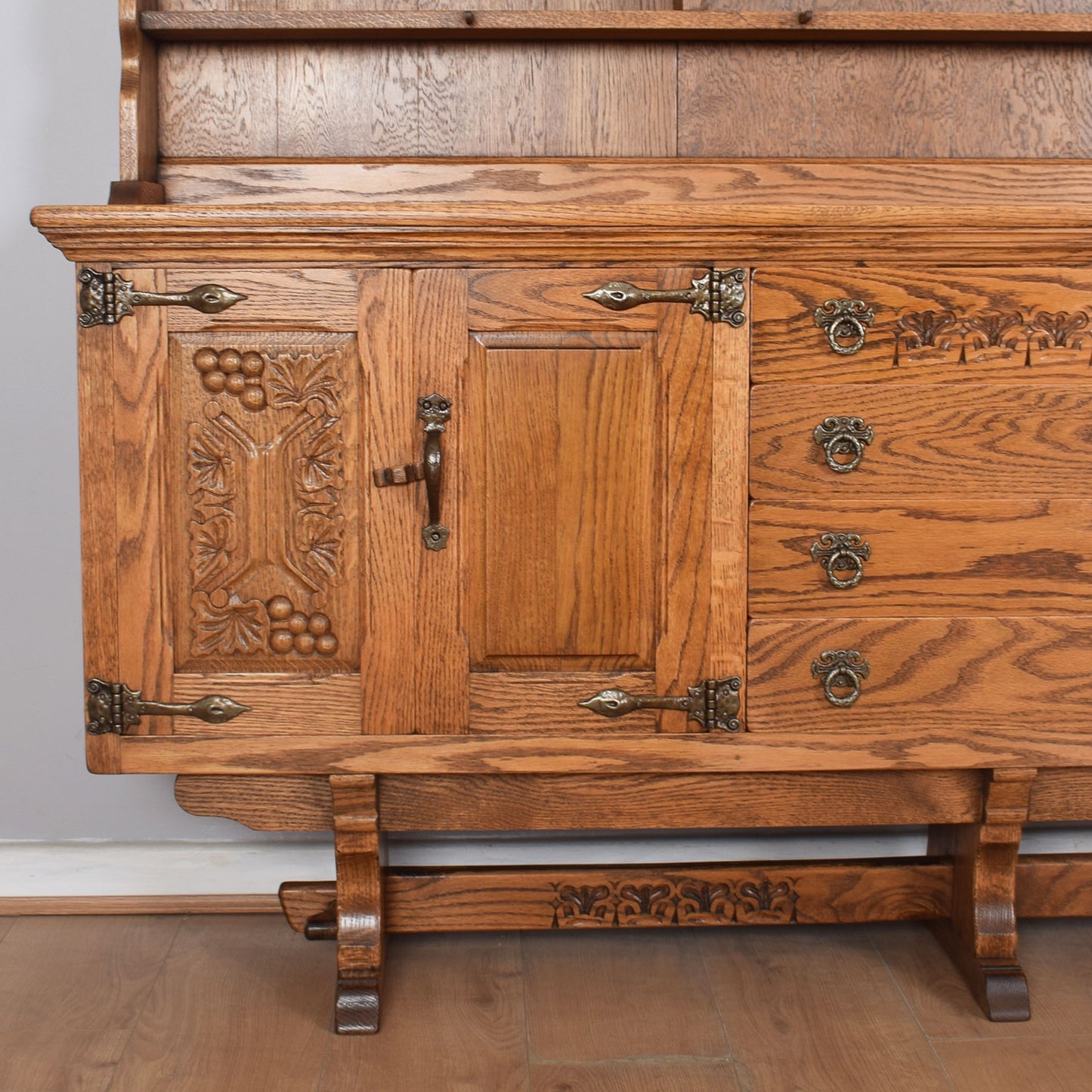 Webber Farmhouse Dresser