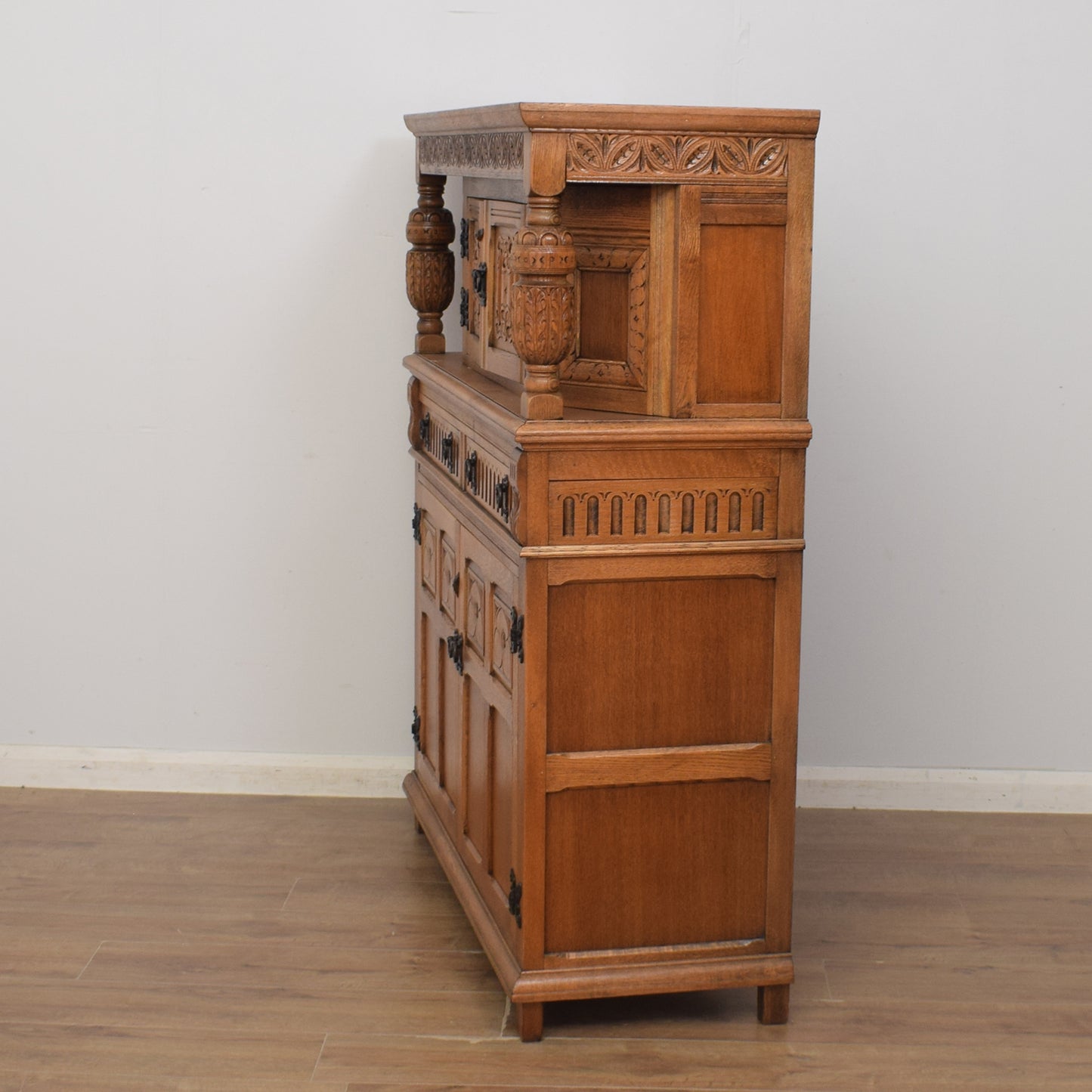 Old Charm Court Cabinet