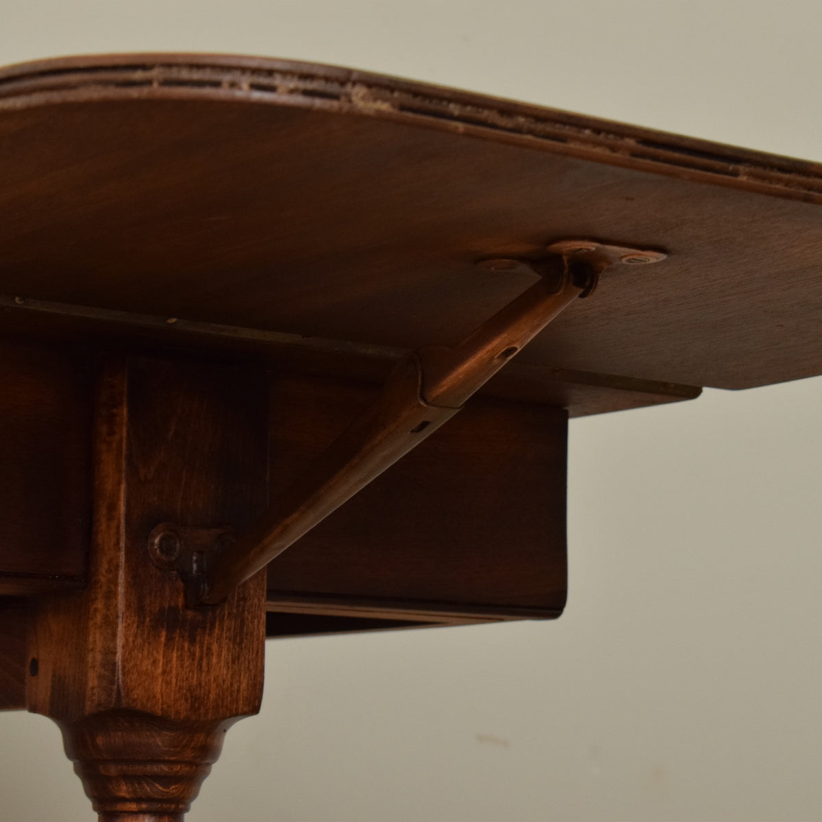 Mahogany Drop-Leaf Table