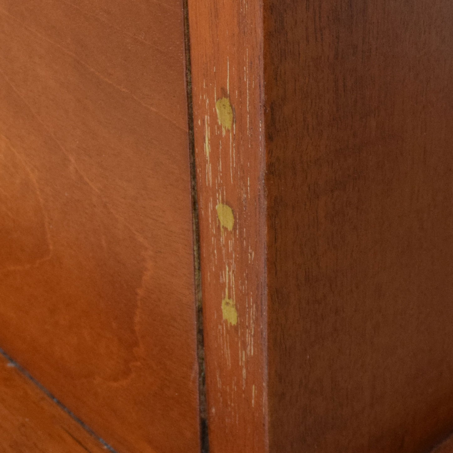 Rustic Mahogany Chest of Drawers