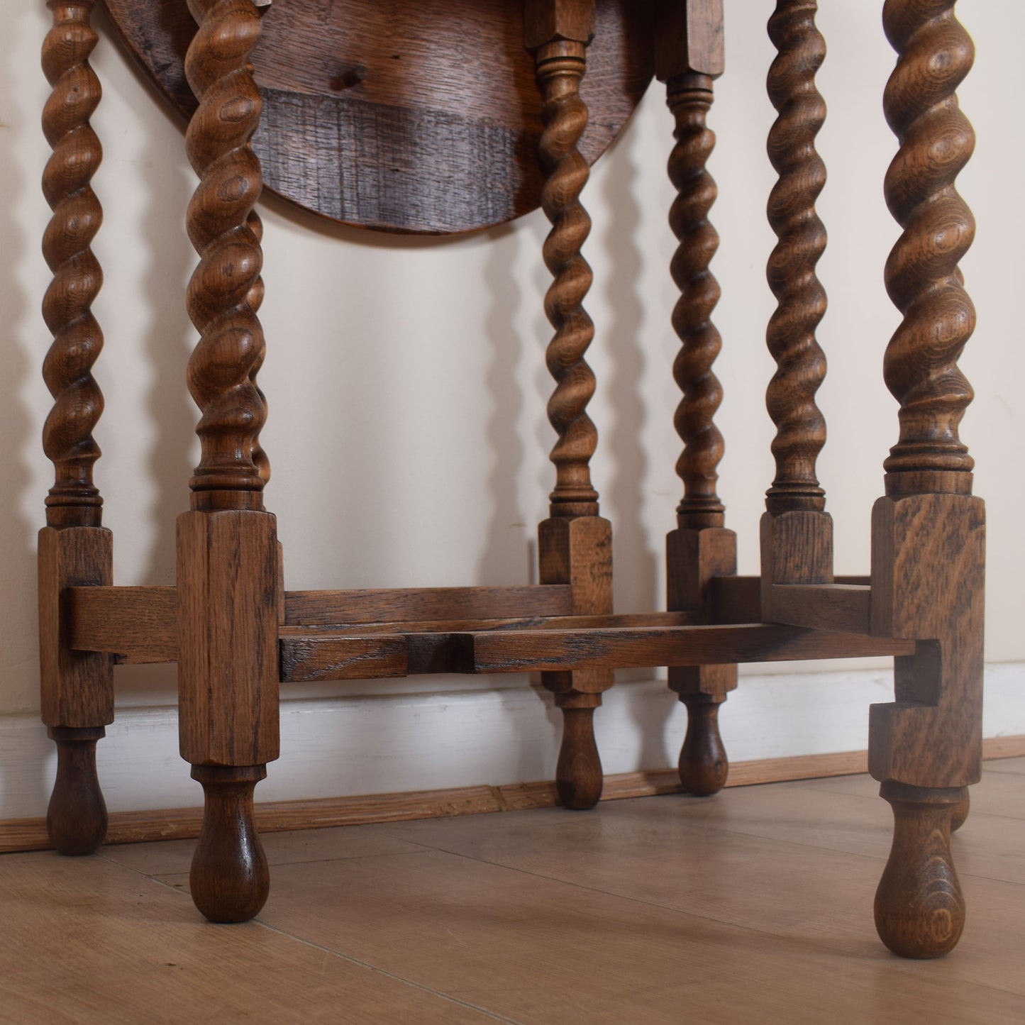 Barley-Twist Drop-leaf Occasional Table