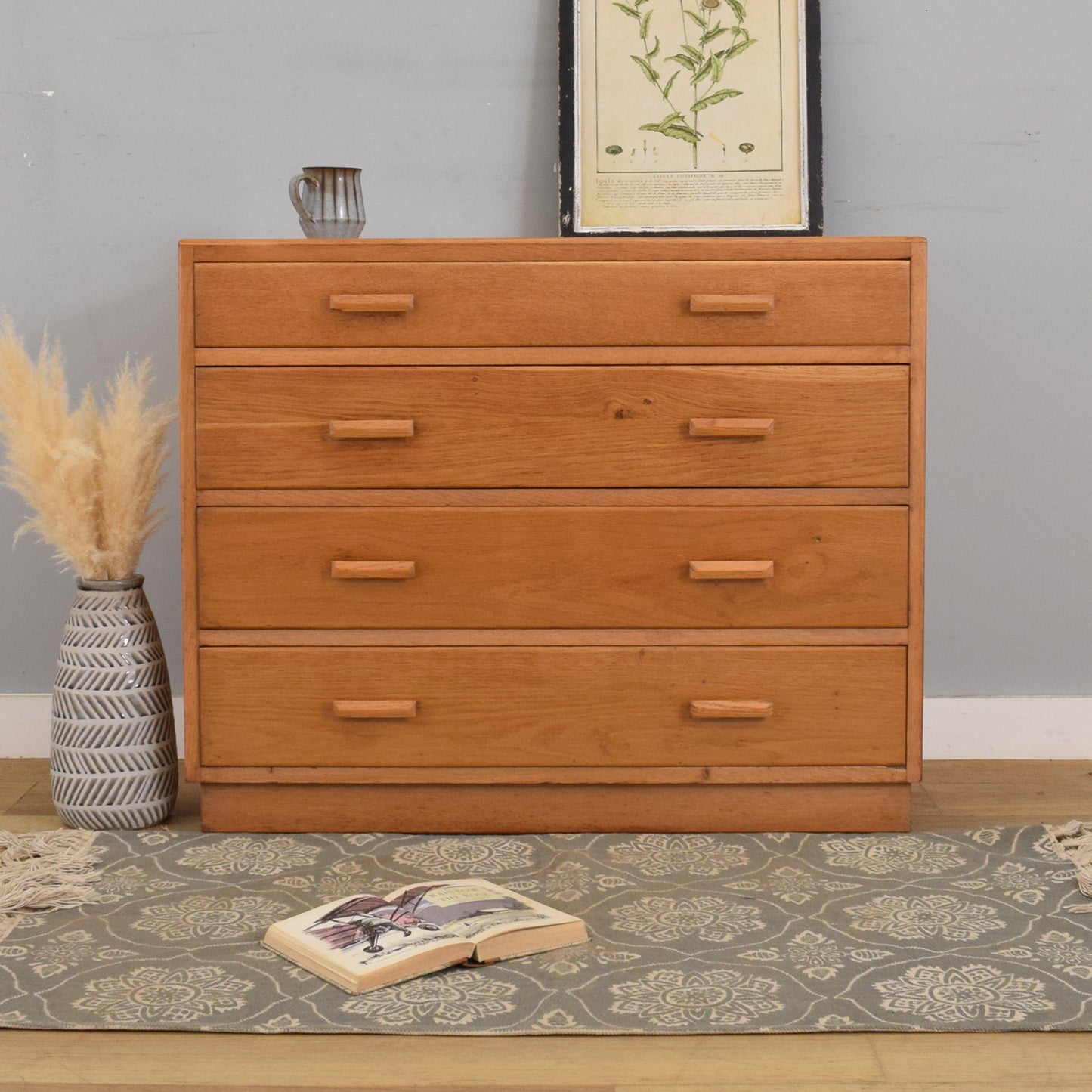 Light Oak Chest of Drawers