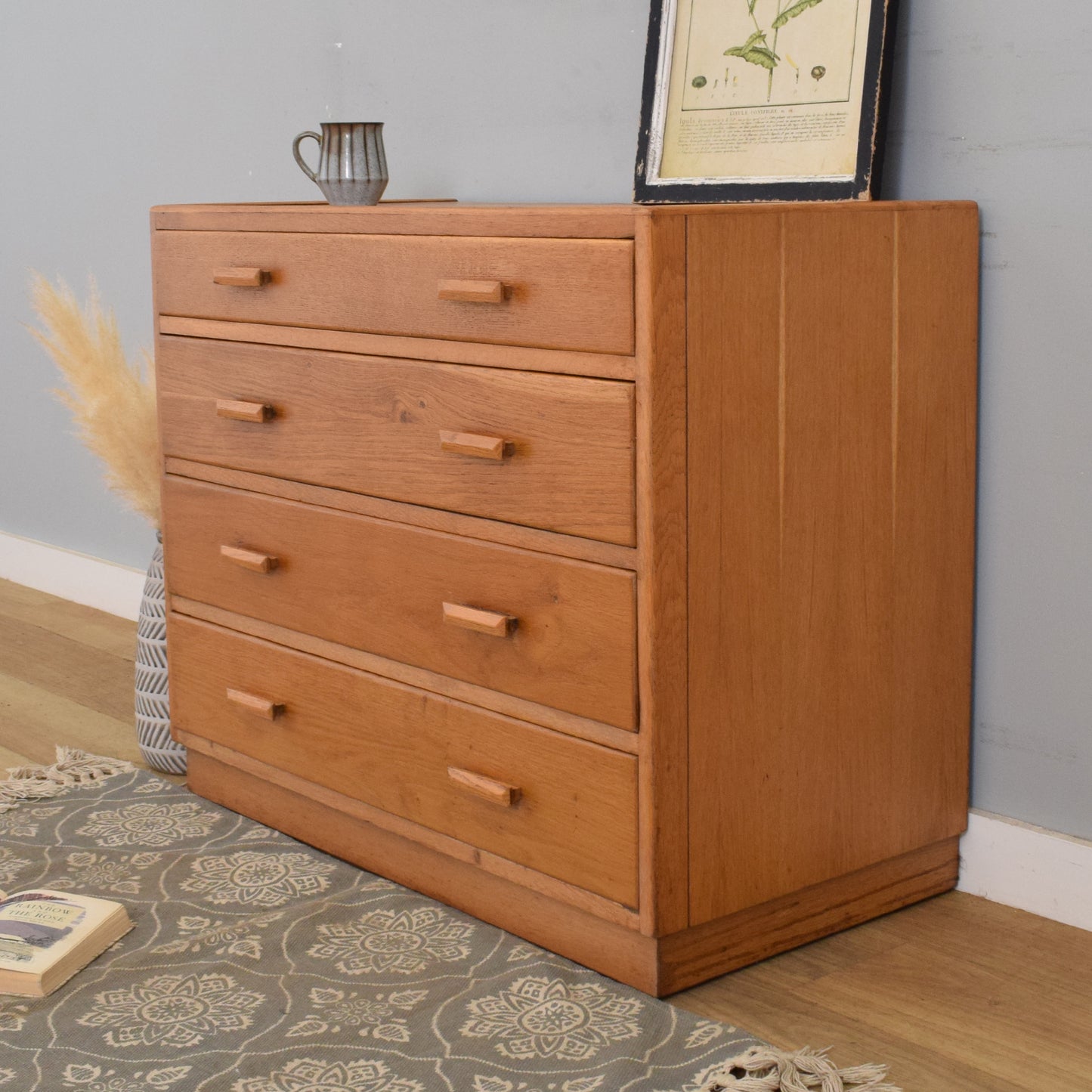 Light Oak Chest of Drawers