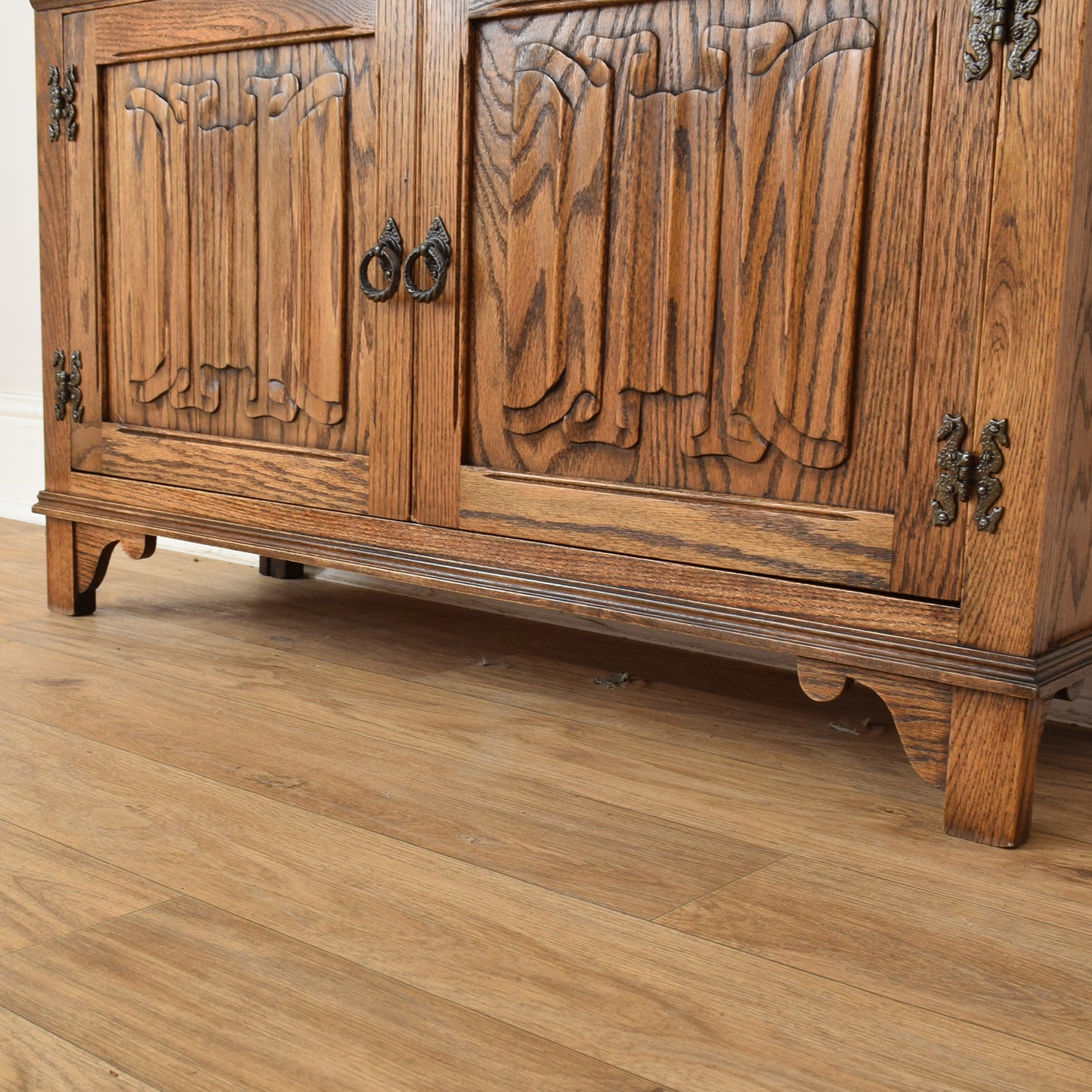 Jaycee Glazed Cabinet