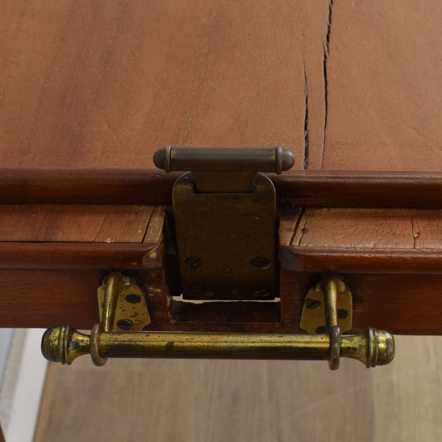 Mahogany Butler Tray Table