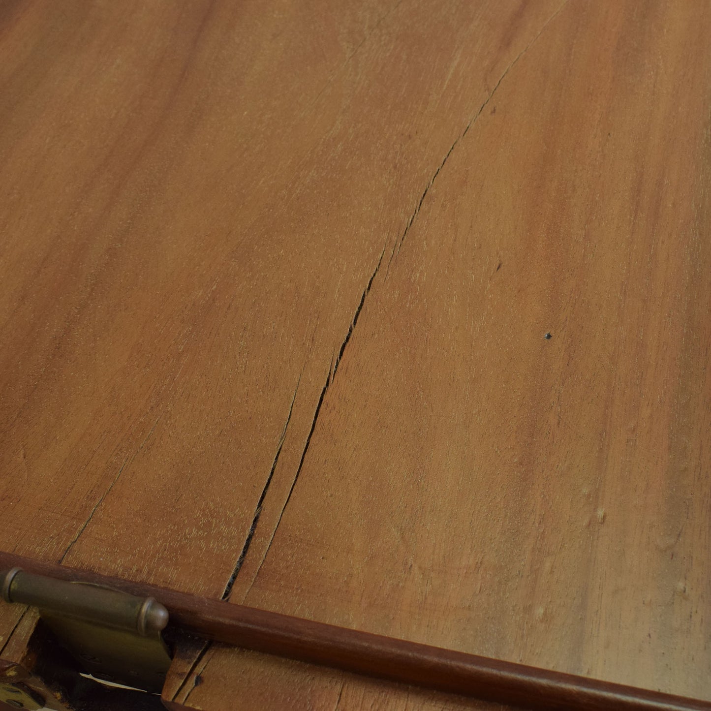 Mahogany Butler Tray Table