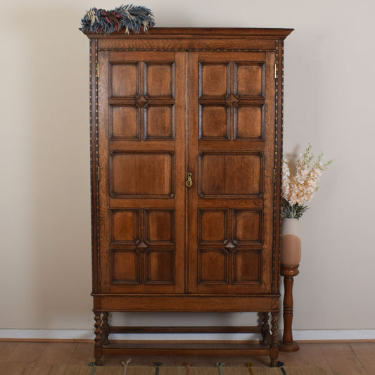 Oak Barley Twist Hallrobe