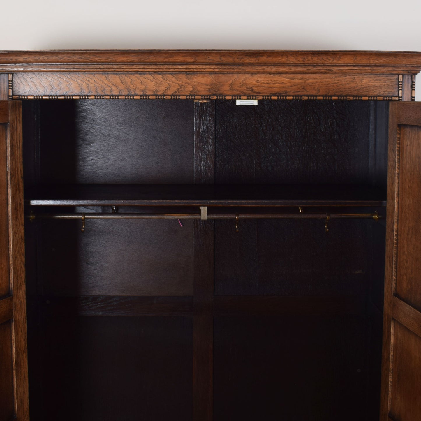 Oak Barley Twist Hallrobe