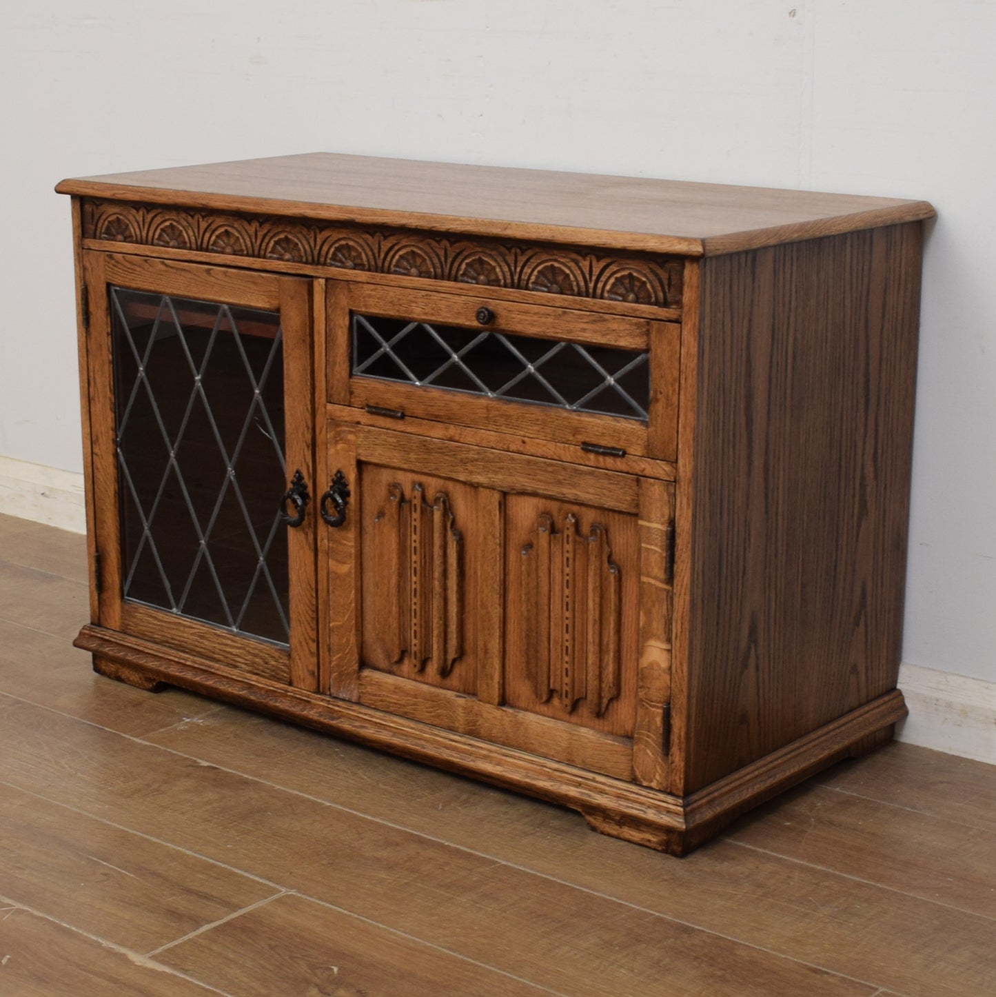 Oak TV Cabinet