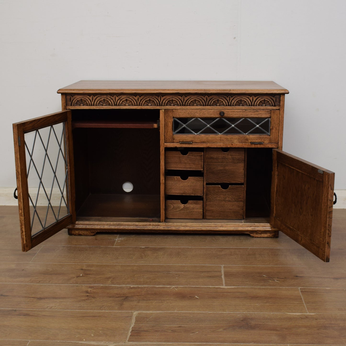Oak TV Cabinet